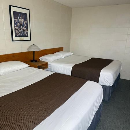 Sunrise Motel Consort Εξωτερικό φωτογραφία